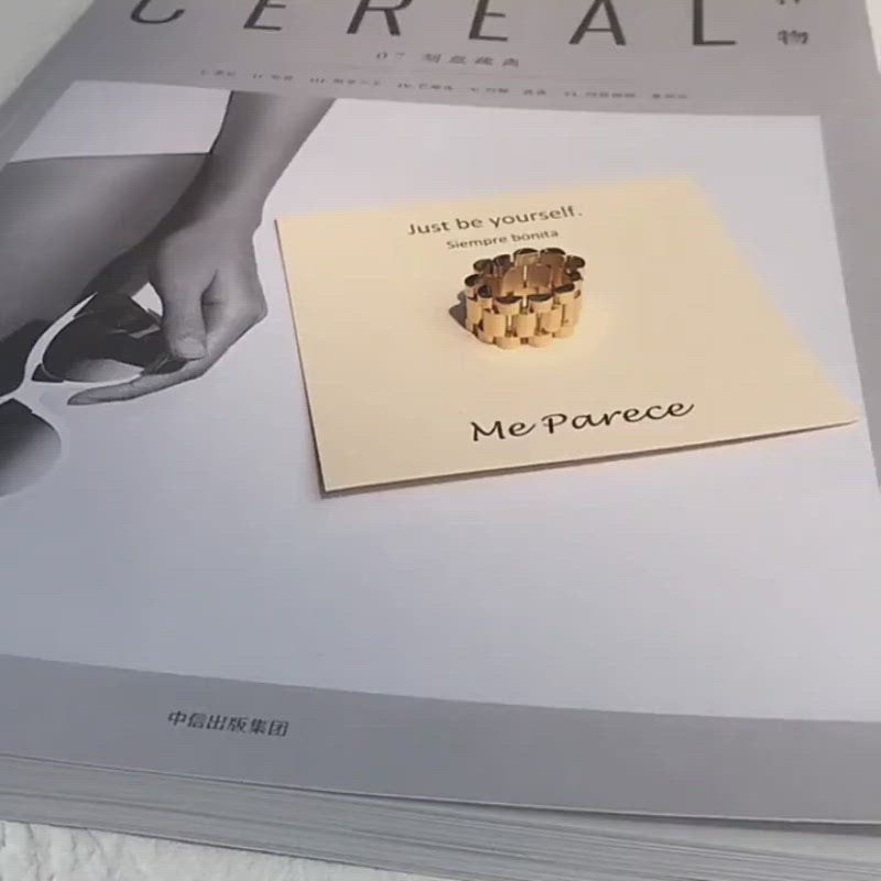 A video showing the Watch link Ring Band.